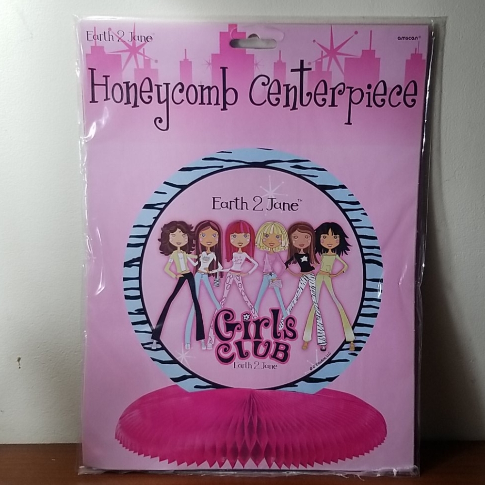 💜5 / $10💜Earth to Jane Girls Club Centerpiece